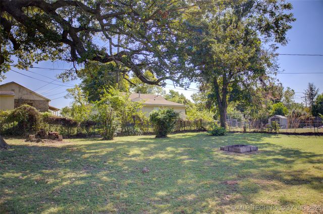 917 N Grant Avenue, Sand Springs, OK 74063