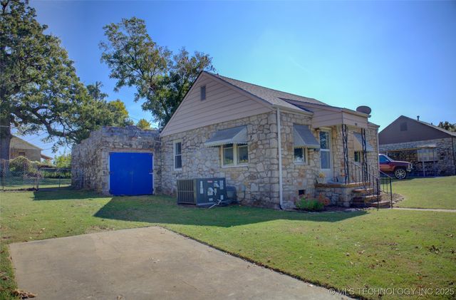 917 N Grant Avenue, Sand Springs, OK 74063