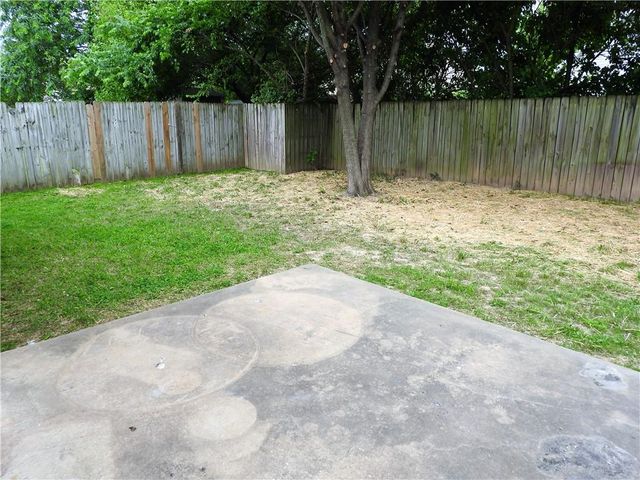 1204 N 22Nd Place, Rogers, AR 72756