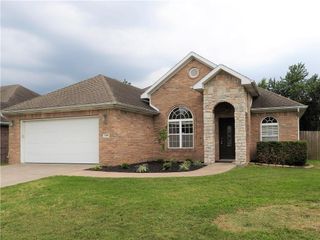 1204 N 22Nd Place, Rogers, AR 72756