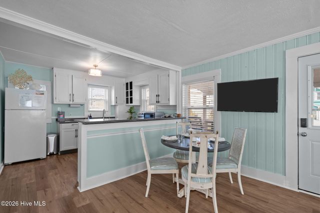 1119 Carolina Beach Avenue N, Carolina Beach, NC 28428