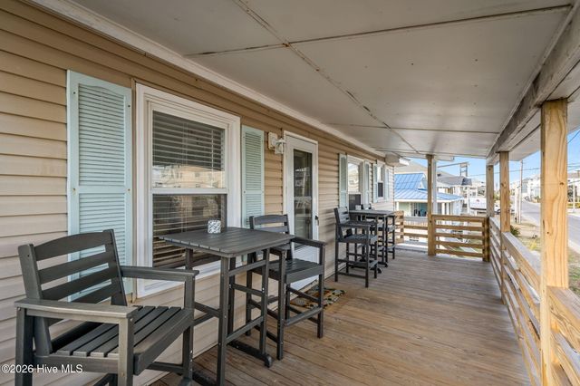 1119 Carolina Beach Avenue N, Carolina Beach, NC 28428