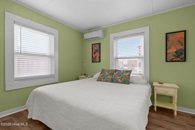 1119 Carolina Beach Avenue N, Carolina Beach, NC 28428