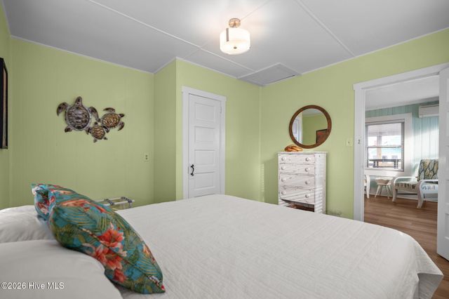 1119 Carolina Beach Avenue N, Carolina Beach, NC 28428