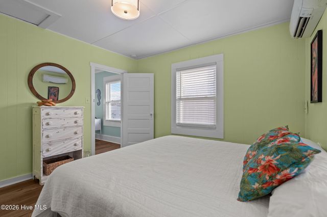 1119 Carolina Beach Avenue N, Carolina Beach, NC 28428