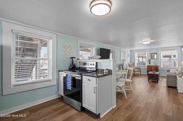 1119 Carolina Beach Avenue N, Carolina Beach, NC 28428