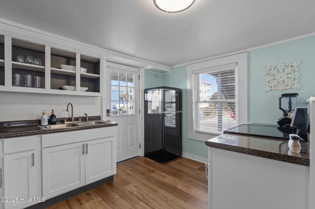 1119 Carolina Beach Avenue N, Carolina Beach, NC 28428