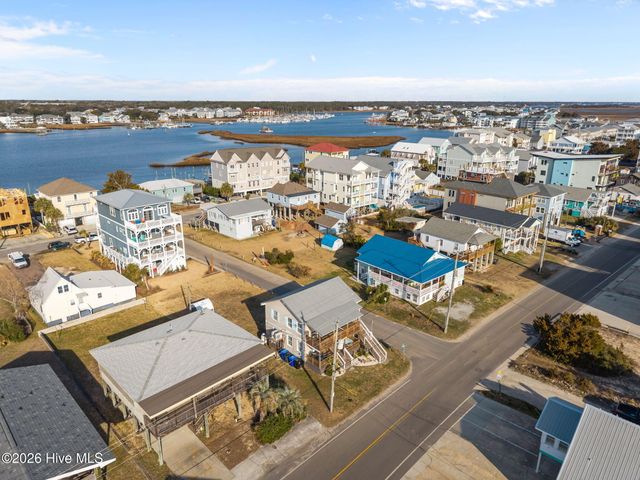1119 Carolina Beach Avenue N, Carolina Beach, NC 28428