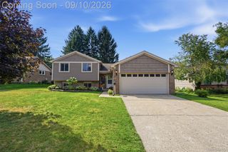 873 Abbey Lane, Milford Village, MI 48381