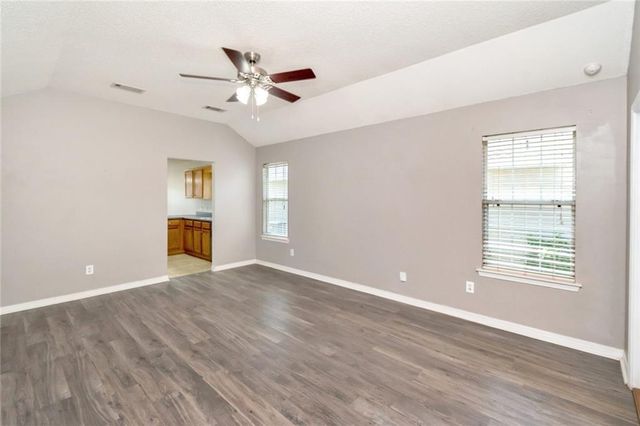2122 Spring Grove W, Mobile, AL 36695