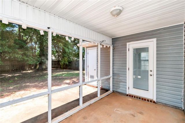 2122 Spring Grove W, Mobile, AL 36695