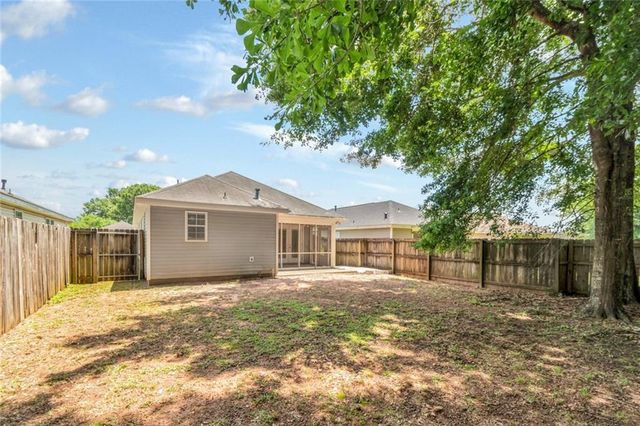 2122 Spring Grove W, Mobile, AL 36695