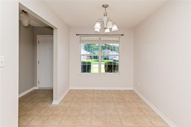 2122 Spring Grove W, Mobile, AL 36695