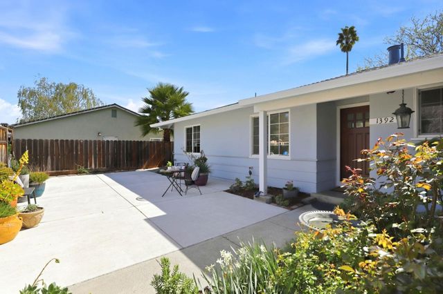 1392 Mantelli Drive, Gilroy, CA 95020
