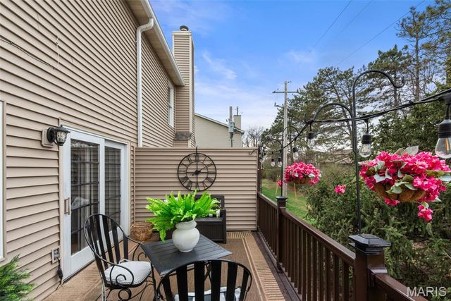 16176 Lea Oak Court, Chesterfield, MO 63017