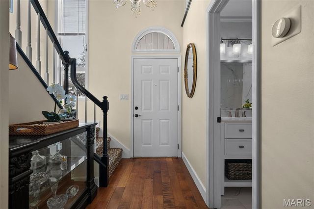 16176 Lea Oak Court, Chesterfield, MO 63017