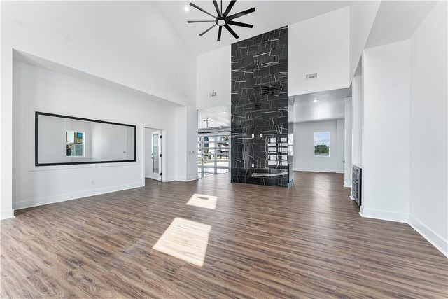 2600 W Bonnie Lane, Rogers, AR 72758