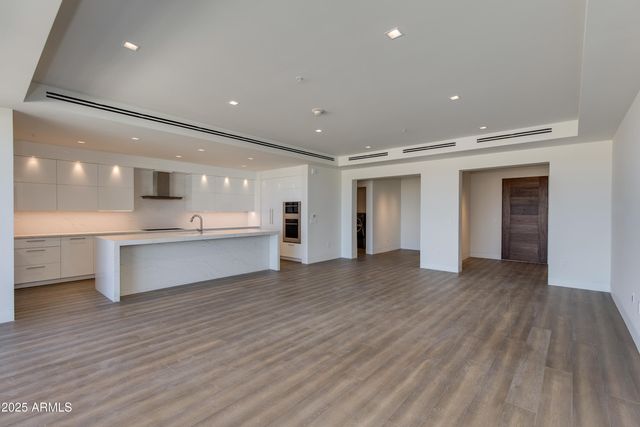 6587 N PALMERAIE Boulevard 2011, Paradise Valley, AZ 85253