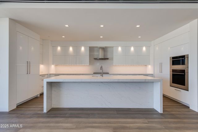 6587 N PALMERAIE Boulevard 2011, Paradise Valley, AZ 85253