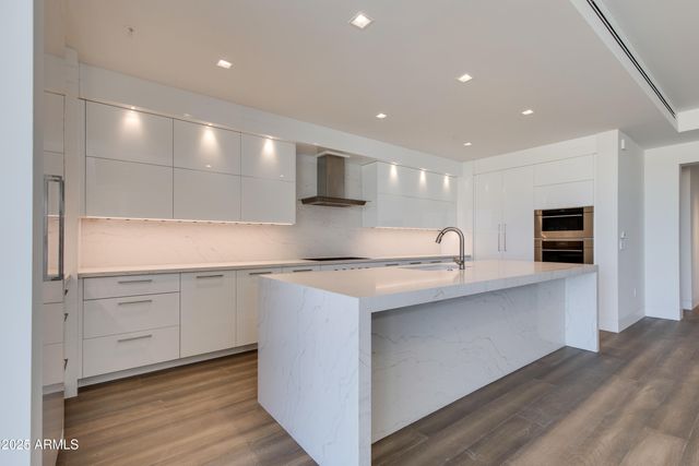 6587 N PALMERAIE Boulevard 2011, Paradise Valley, AZ 85253