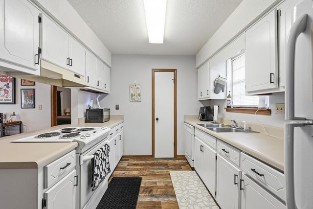 603 Moss Drive, Crestview, FL 32536