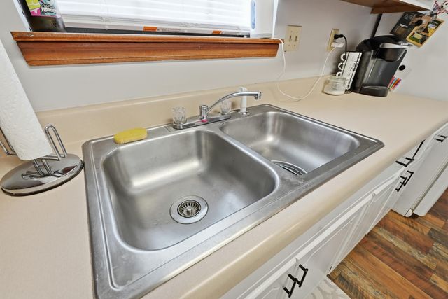 603 Moss Drive, Crestview, FL 32536