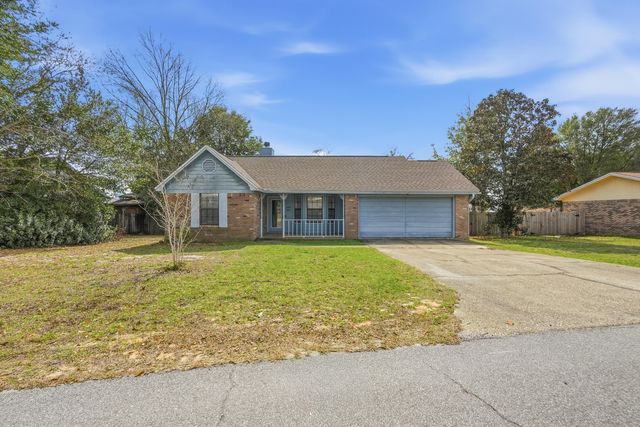 603 Moss Drive, Crestview, FL 32536