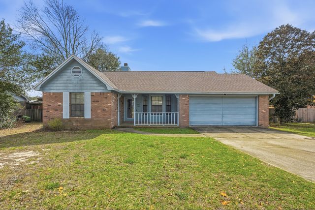 603 Moss Drive, Crestview, FL 32536