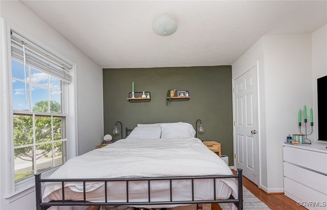 10701 Hamiltons Xing, Fredericksburg, VA 22408