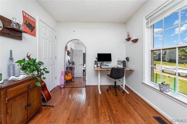 10701 Hamiltons Xing, Fredericksburg, VA 22408