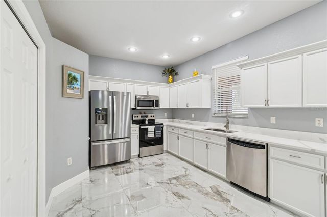 9078 BIRMINGHAM AVENUE, Weeki Wachee, FL 34613