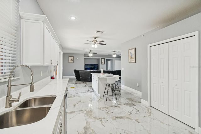 9078 BIRMINGHAM AVENUE, Weeki Wachee, FL 34613