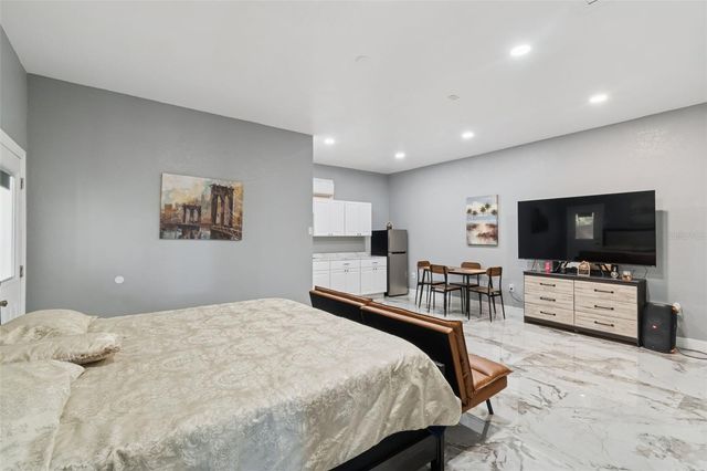 9078 BIRMINGHAM AVENUE, Weeki Wachee, FL 34613