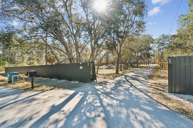 9078 BIRMINGHAM AVENUE, Weeki Wachee, FL 34613