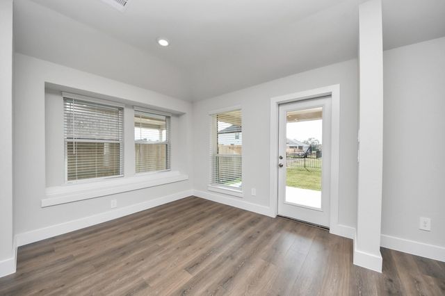 243 Bay Laurel Court, Alvin, TX 77511