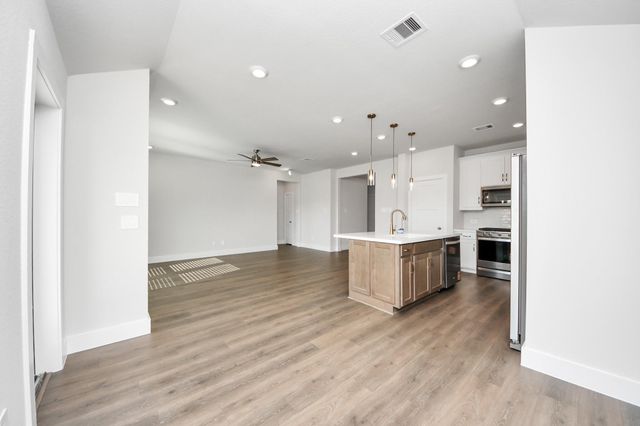 243 Bay Laurel Court, Alvin, TX 77511