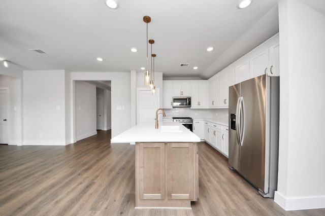 243 Bay Laurel Court, Alvin, TX 77511