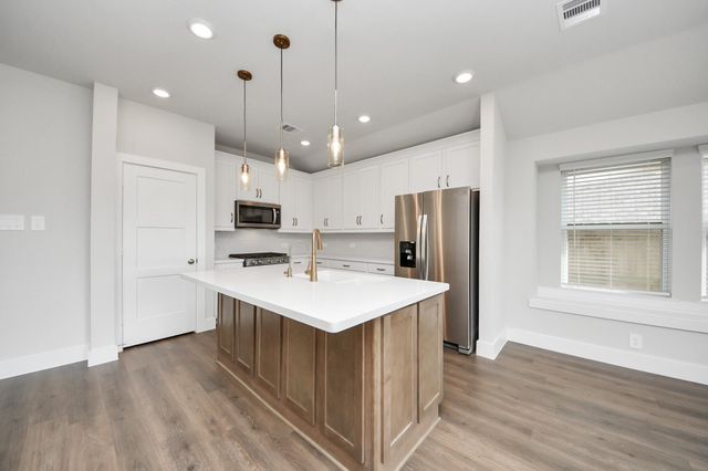 243 Bay Laurel Court, Alvin, TX 77511