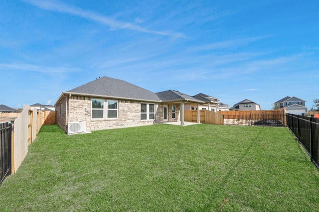 243 Bay Laurel Court, Alvin, TX 77511