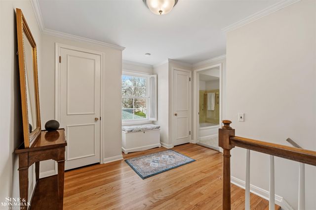 399 Chalfonte Avenue, Grosse Pointe Farms, MI 48236