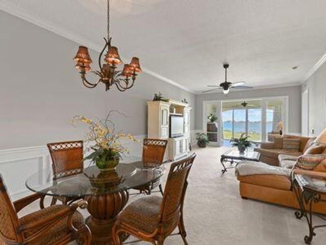 4 Harbour Isle Drive E 106, Fort Pierce, FL 34949