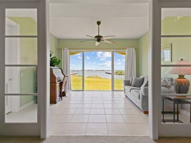 4 Harbour Isle Drive E 106, Fort Pierce, FL 34949