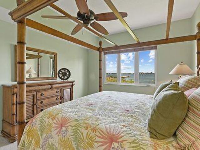 4 Harbour Isle Drive E 106, Fort Pierce, FL 34949