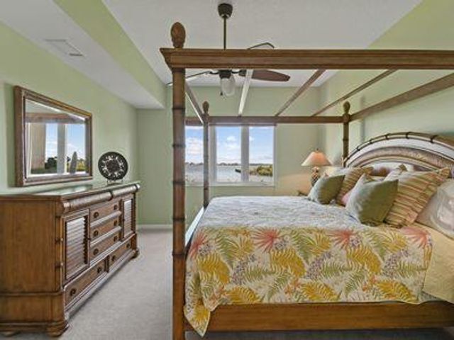 4 Harbour Isle Drive E 106, Fort Pierce, FL 34949