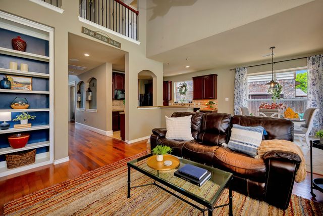 12632 Saratoga Springs Circle, Fort Worth, TX 76244