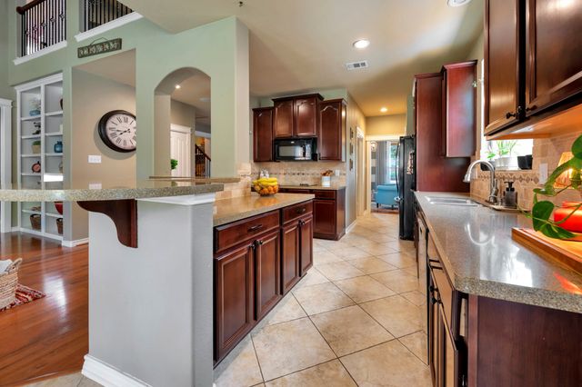 12632 Saratoga Springs Circle, Fort Worth, TX 76244