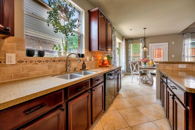 12632 Saratoga Springs Circle, Fort Worth, TX 76244