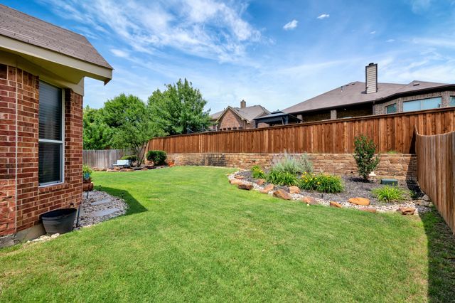 12632 Saratoga Springs Circle, Fort Worth, TX 76244