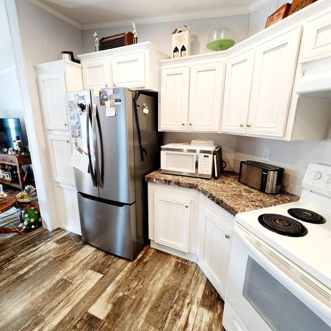 9274 SW Mary Drive, Stuart, FL 34997