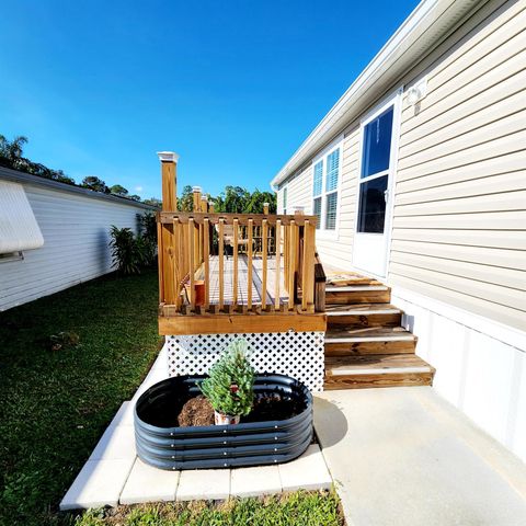 9274 SW Mary Drive, Stuart, FL 34997